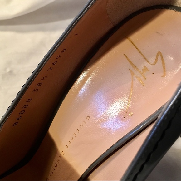 Giuseppe Zanotti grey and black heels - Picture 6 of 8